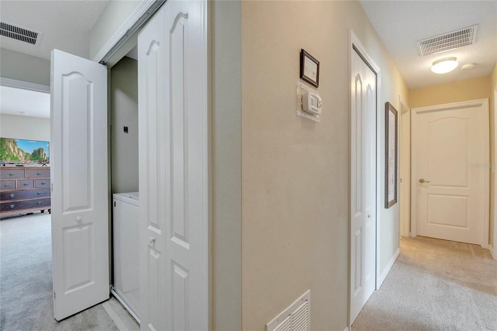 For Sale: $309,900 (4 beds, 3 baths, 1884 Square Feet)