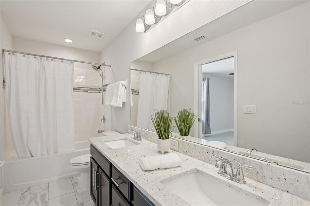 Active With Contract: $355,000 (3 beds, 2 baths, 1758 Square Feet)