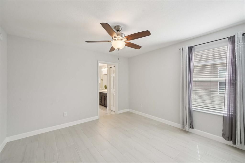 Active With Contract: $355,000 (3 beds, 2 baths, 1758 Square Feet)