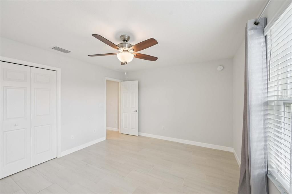 Active With Contract: $355,000 (3 beds, 2 baths, 1758 Square Feet)