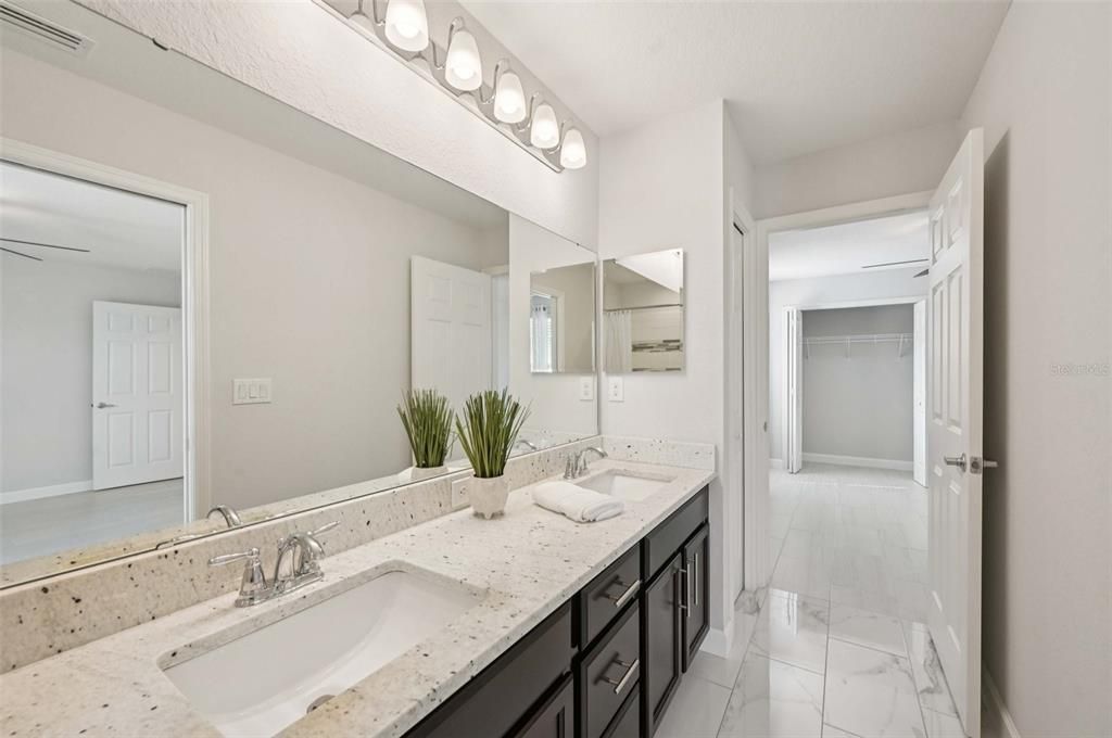 Active With Contract: $355,000 (3 beds, 2 baths, 1758 Square Feet)