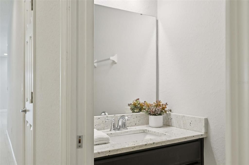 Active With Contract: $355,000 (3 beds, 2 baths, 1758 Square Feet)