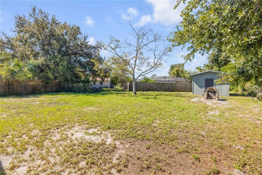 For Sale: $219,000 (3 beds, 1 baths, 1063 Square Feet)