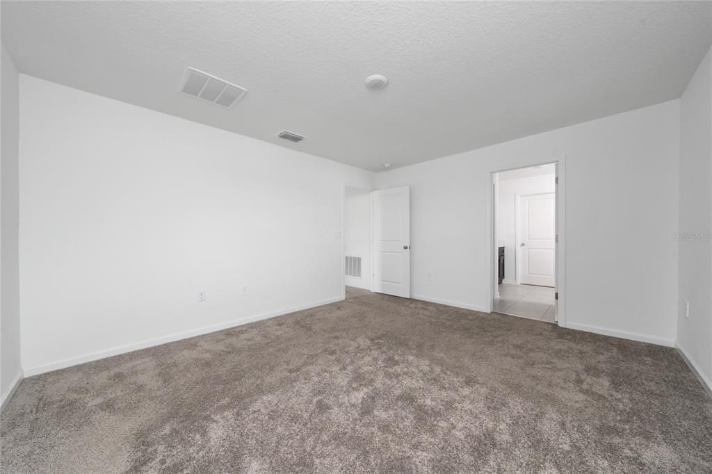 Active With Contract: $294,990 (4 beds, 2 baths, 1879 Square Feet)