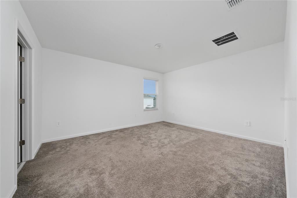 Active With Contract: $294,990 (4 beds, 2 baths, 1879 Square Feet)