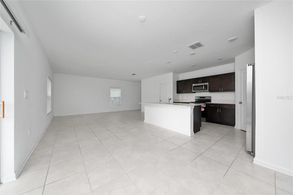 Active With Contract: $294,990 (4 beds, 2 baths, 1879 Square Feet)