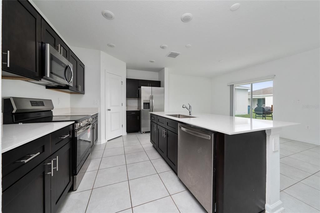 Active With Contract: $294,990 (4 beds, 2 baths, 1879 Square Feet)
