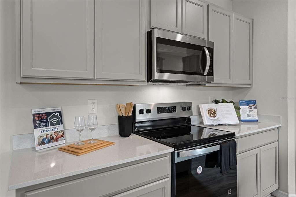 Active With Contract: $324,990 (4 beds, 2 baths, 1665 Square Feet)