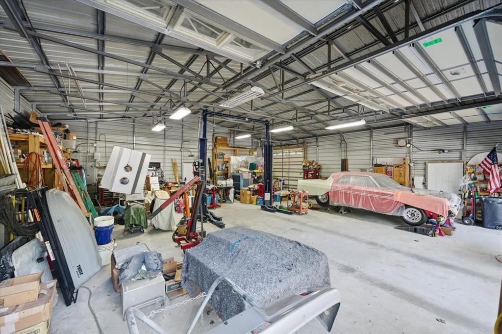 For Sale: $550,000 (2 beds, 1 baths, 1588 Square Feet)