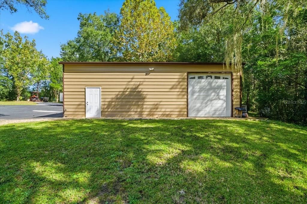 For Sale: $550,000 (2 beds, 1 baths, 1588 Square Feet)