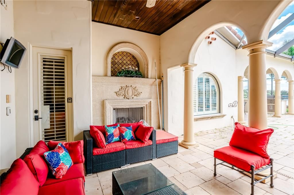 For Sale: $2,400,000 (4 beds, 5 baths, 5266 Square Feet)