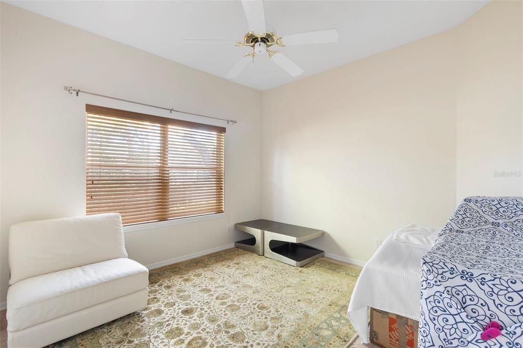 For Sale: $349,900 (3 beds, 2 baths, 1924 Square Feet)