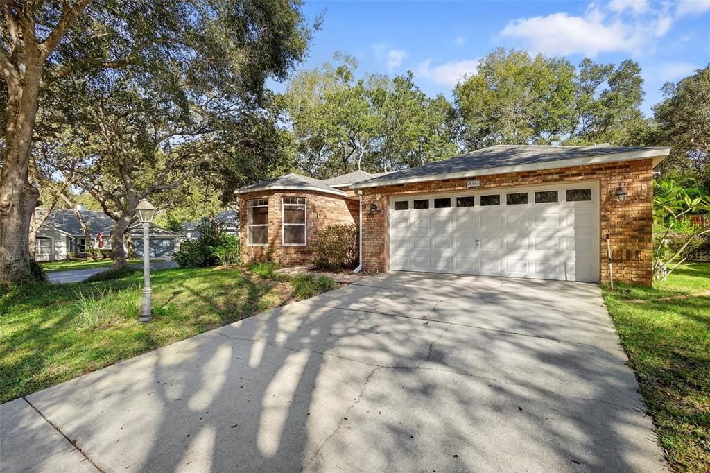 For Sale: $349,900 (3 beds, 2 baths, 1924 Square Feet)