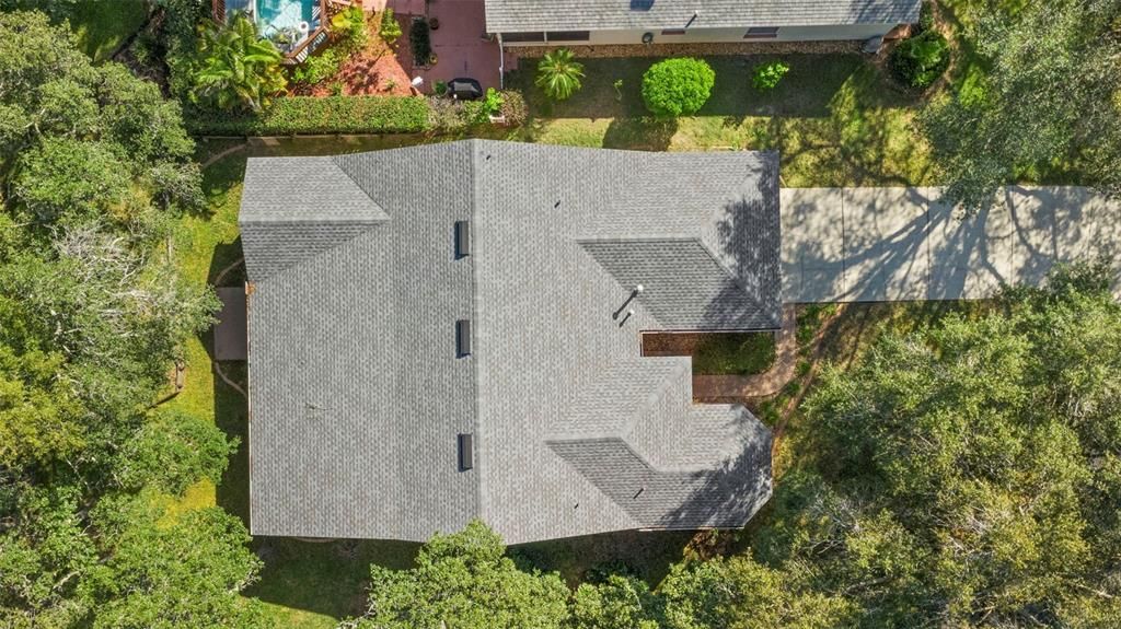 For Sale: $349,900 (3 beds, 2 baths, 1924 Square Feet)