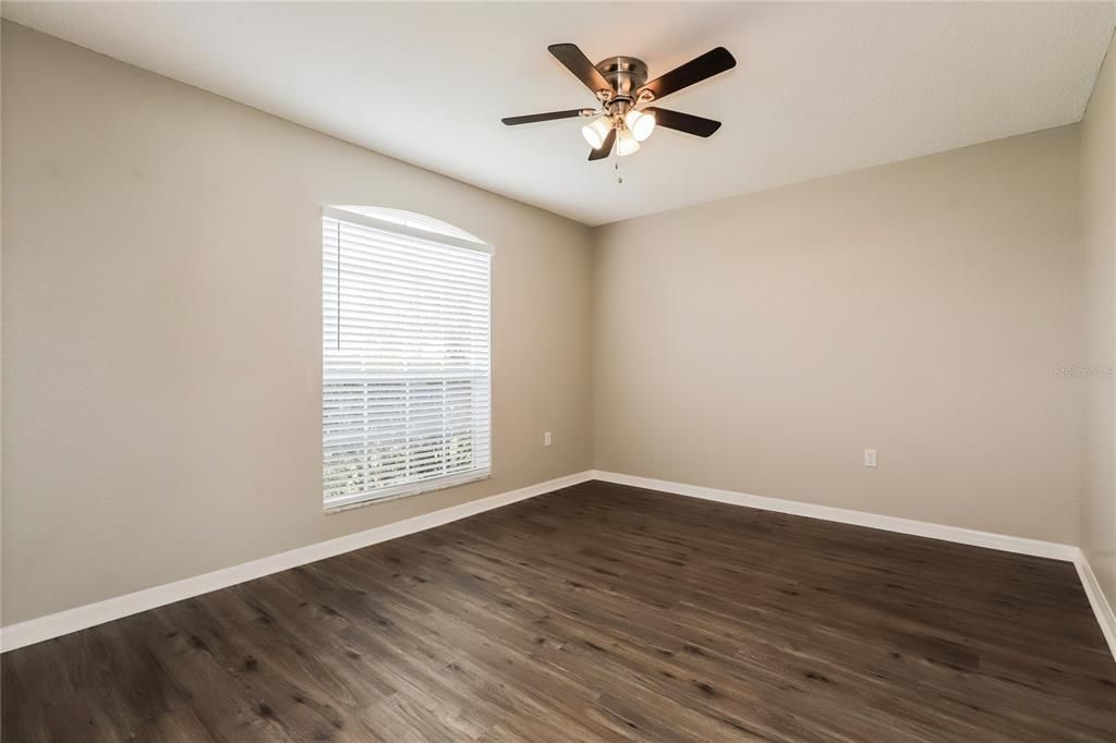 待售: $350,000 (3 贝兹, 2 浴室, 1859 平方英尺)