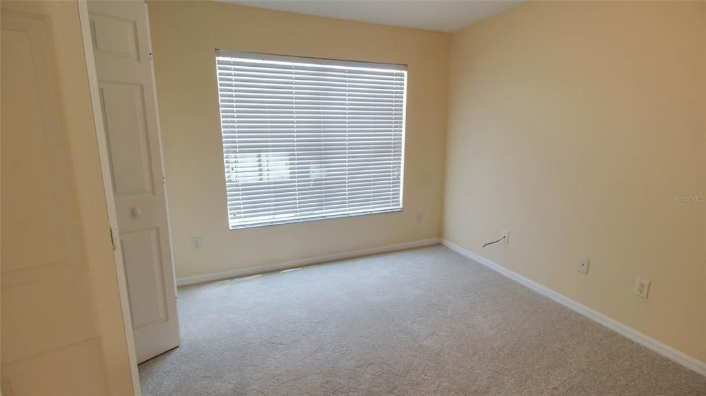 出租: $2,395 (3 贝兹, 2 浴室, 1686 平方英尺)