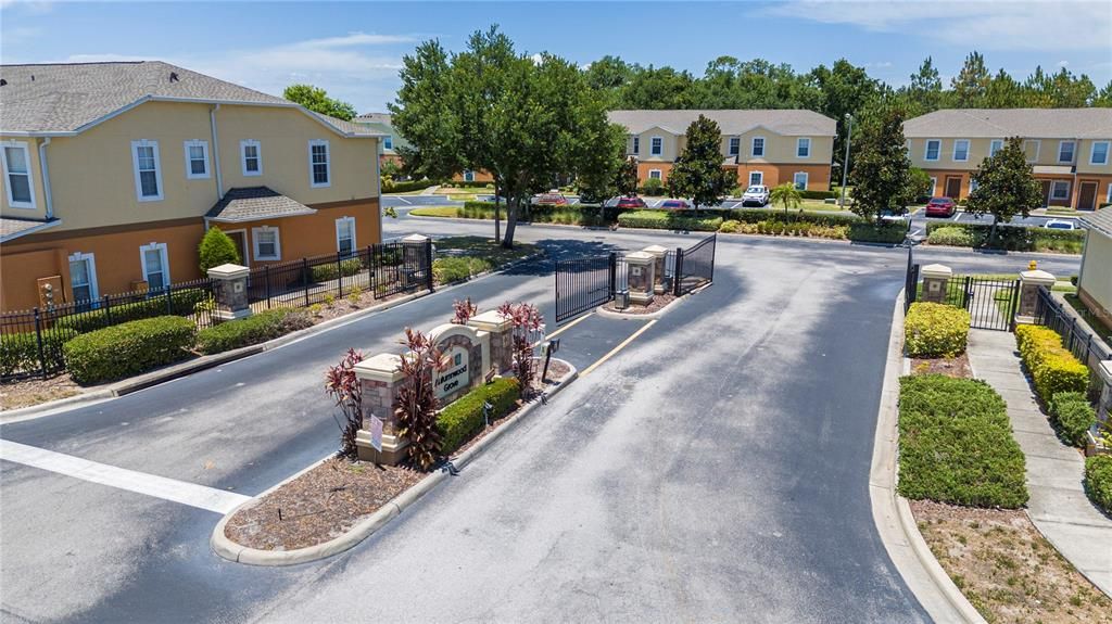 Active With Contract: $220,000 (2 beds, 2 baths, 1224 Square Feet)