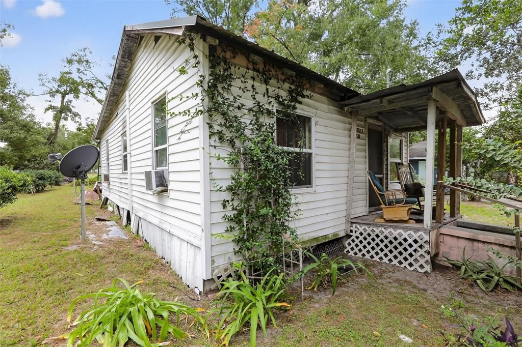 待售: $48,000 (2 贝兹, 1 浴室, 651 平方英尺)