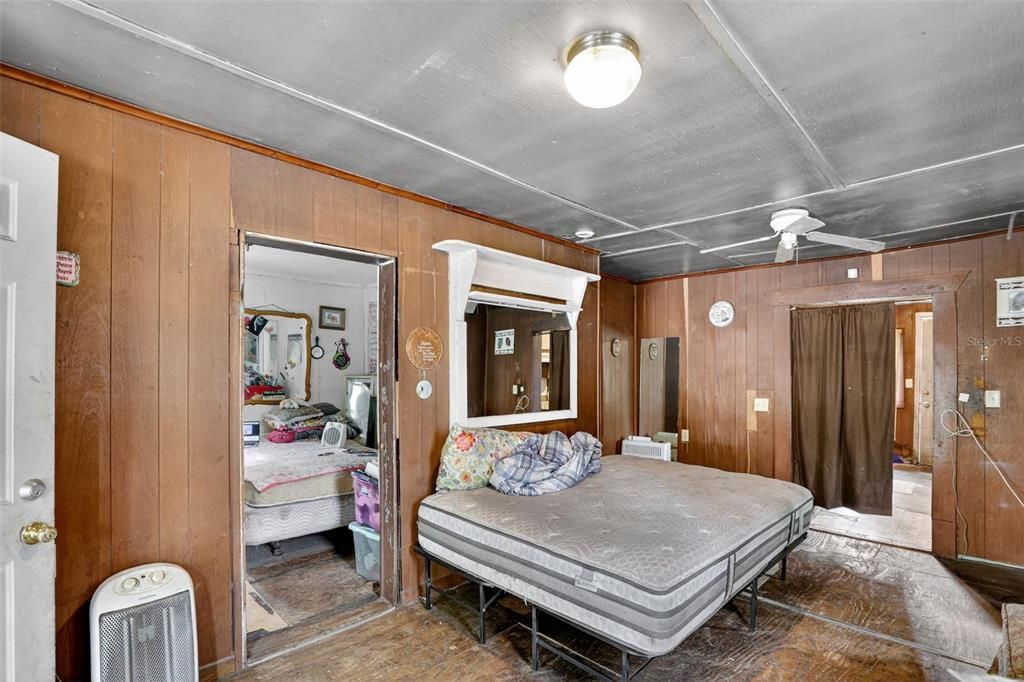 待售: $48,000 (2 贝兹, 1 浴室, 651 平方英尺)