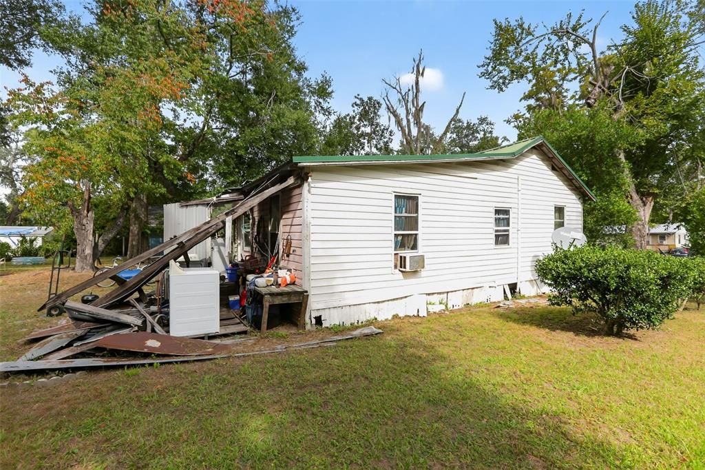 待售: $48,000 (2 贝兹, 1 浴室, 651 平方英尺)