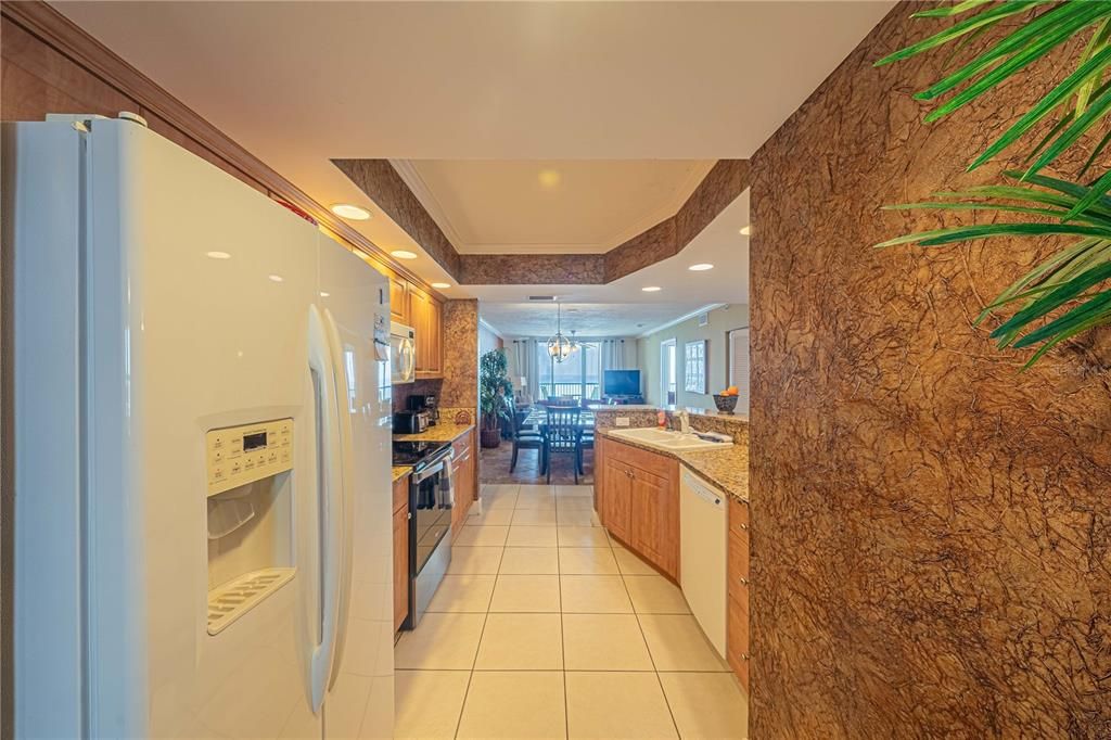 На продажу: $569,000 (2 спален, 2 ванн, 1674 Квадратных фут)