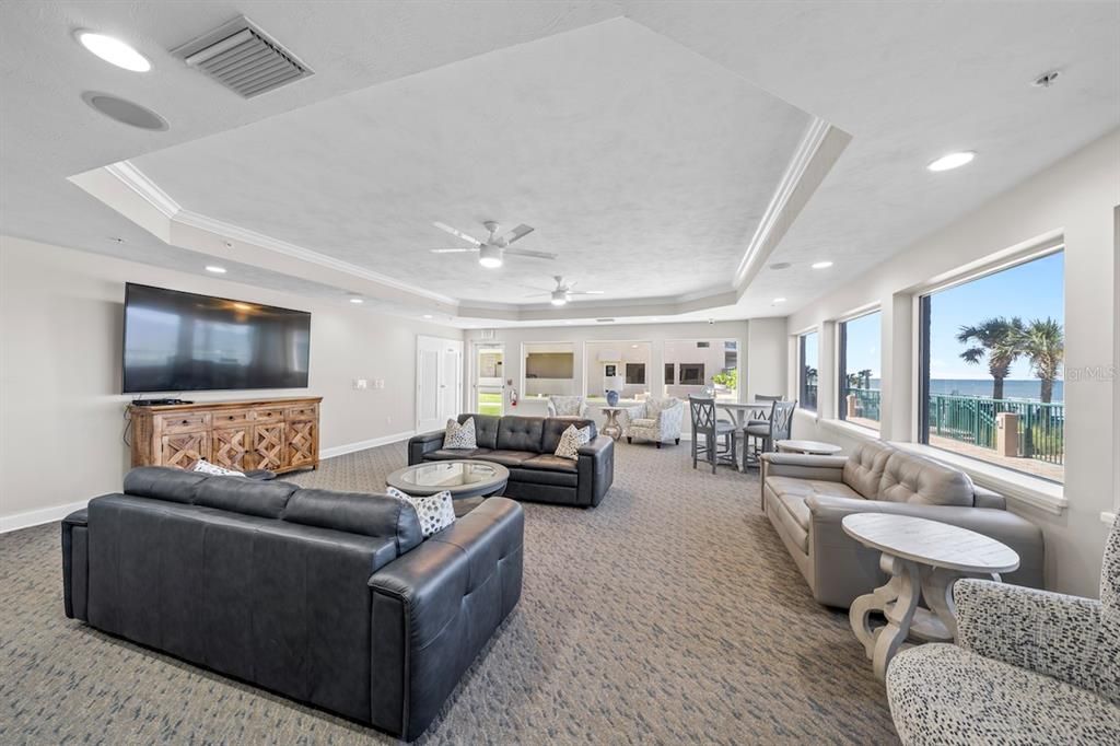 На продажу: $569,000 (2 спален, 2 ванн, 1674 Квадратных фут)