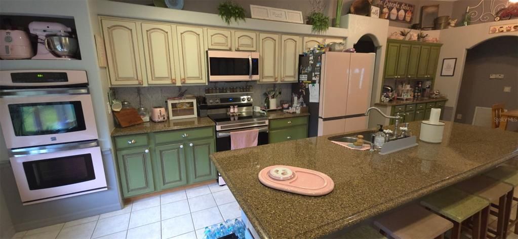 待售: $325,000 (3 贝兹, 2 浴室, 1656 平方英尺)