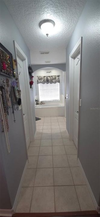 待售: $325,000 (3 贝兹, 2 浴室, 1656 平方英尺)