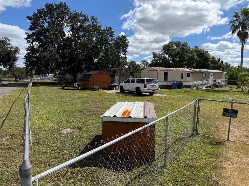 Под контрактом: $149,000 (2 спален, 1 ванн, 784 Квадратных фут)