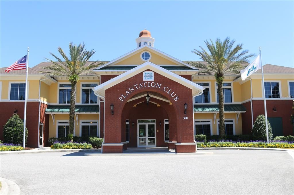 待售: $949,700 (2.76 acres)