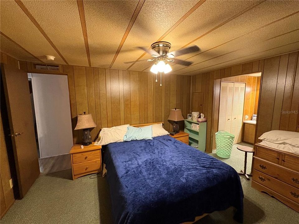 For Rent: $1,350 (3 beds, 2 baths, 1344 Square Feet)