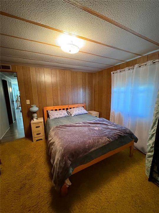 For Rent: $1,350 (3 beds, 2 baths, 1344 Square Feet)