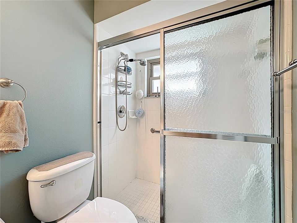 For Sale: $485,000 (4 beds, 2 baths, 2066 Square Feet)