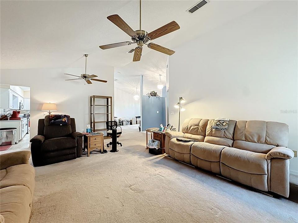For Sale: $485,000 (4 beds, 2 baths, 2066 Square Feet)
