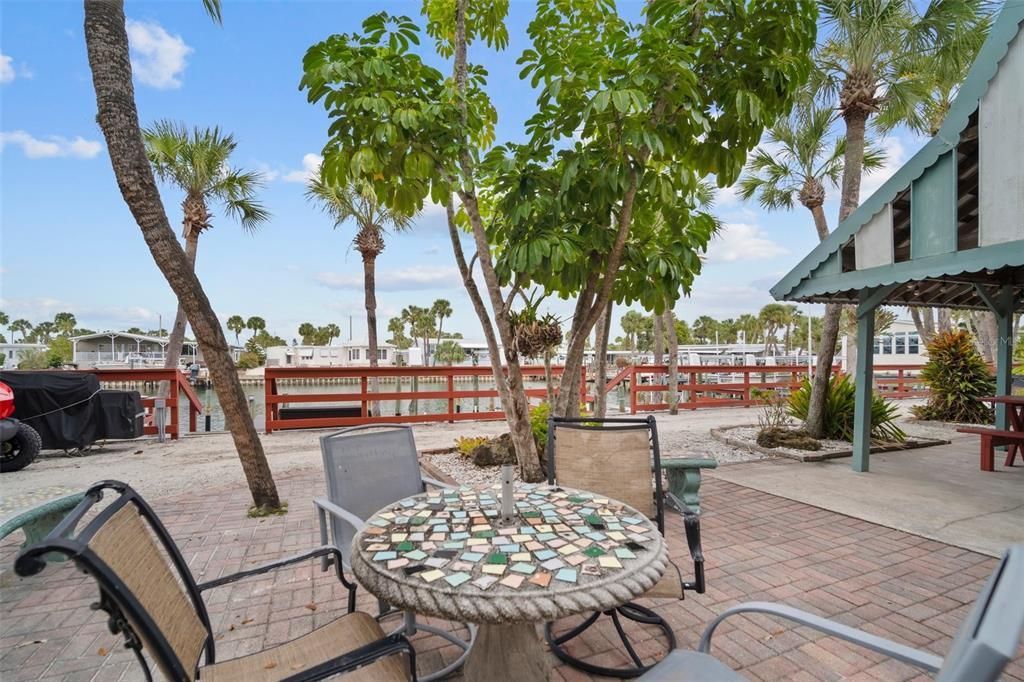 待售: $125,000 (1 贝兹, 1 浴室, 580 平方英尺)