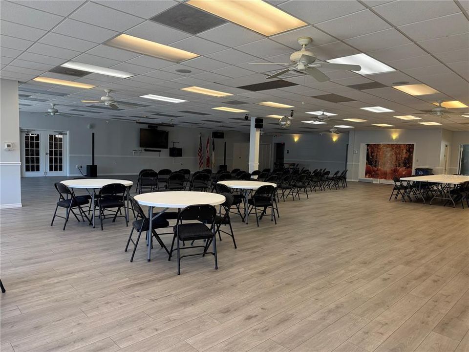 待售: $125,000 (1 贝兹, 1 浴室, 580 平方英尺)