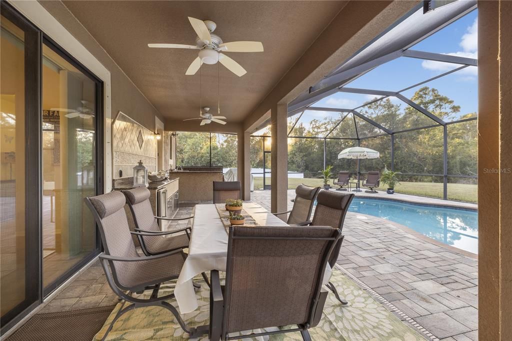 For Sale: $799,000 (5 beds, 4 baths, 4965 Square Feet)