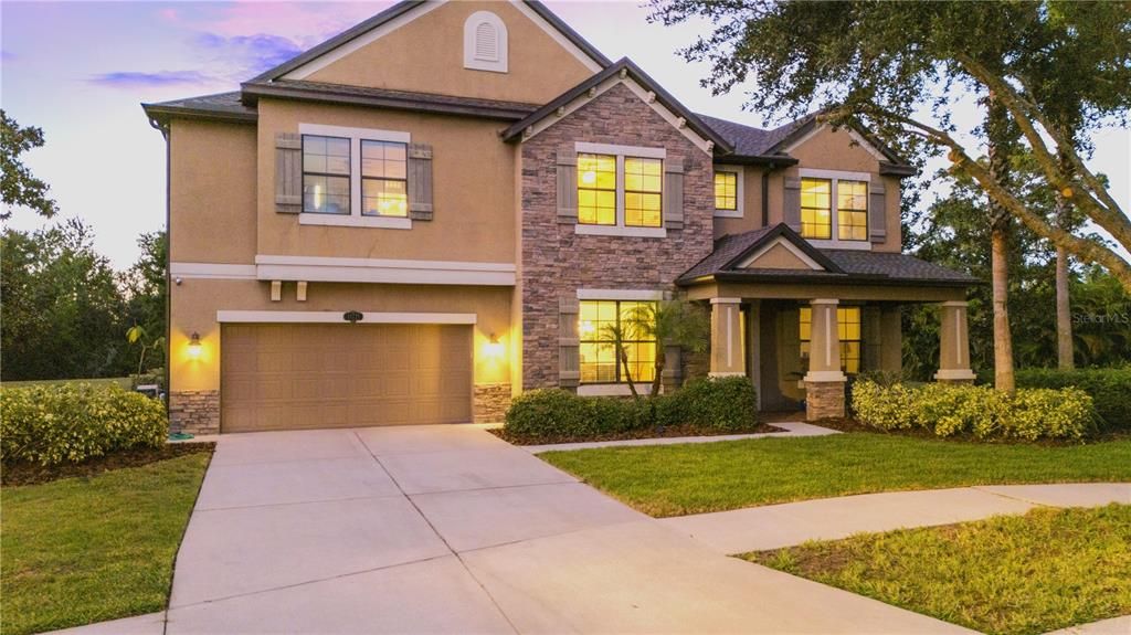 For Sale: $799,000 (5 beds, 4 baths, 4965 Square Feet)