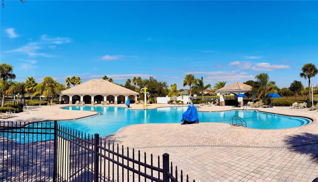 For Sale: $799,000 (5 beds, 4 baths, 4965 Square Feet)