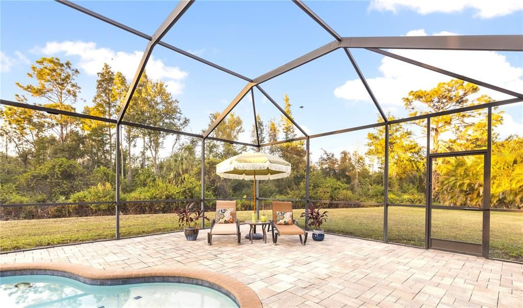 For Sale: $799,000 (5 beds, 4 baths, 4965 Square Feet)