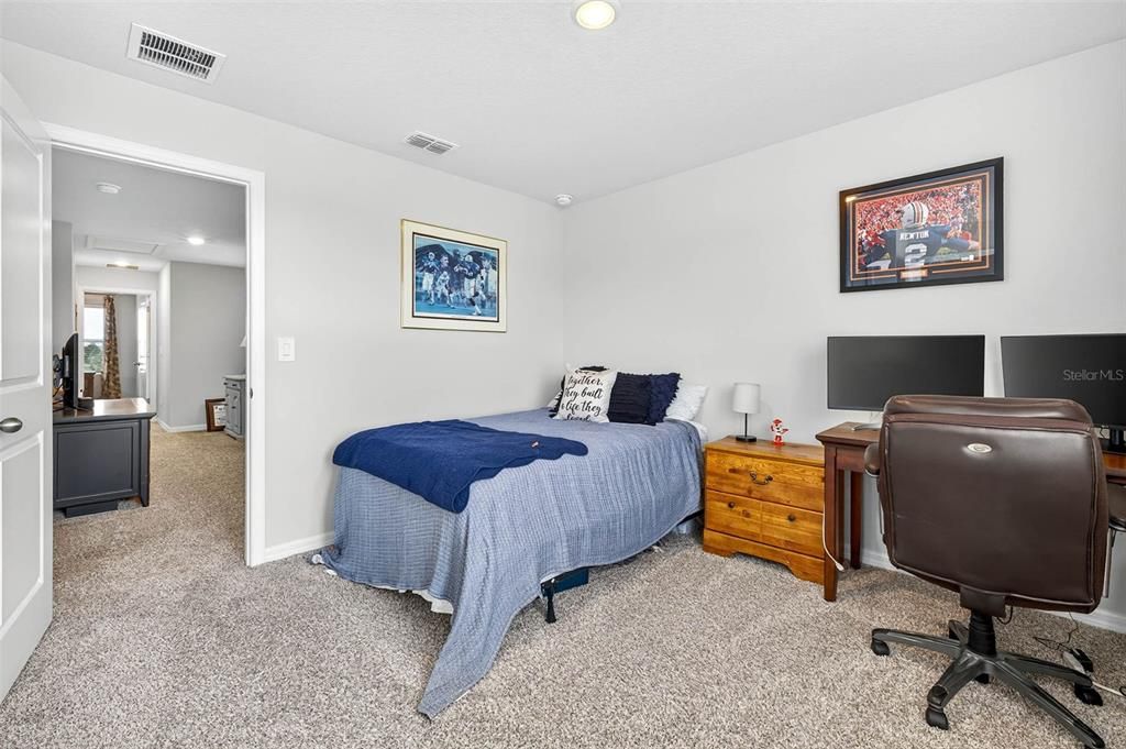 Active With Contract: $335,000 (3 beds, 2 baths, 1808 Square Feet)