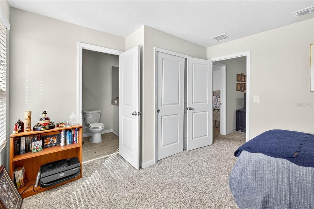 Active With Contract: $335,000 (3 beds, 2 baths, 1808 Square Feet)