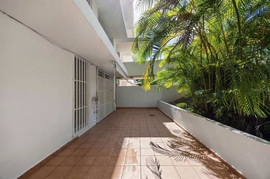 В аренду: $1,350 (3 спален, 1 ванн, 1031 Квадратных фут)