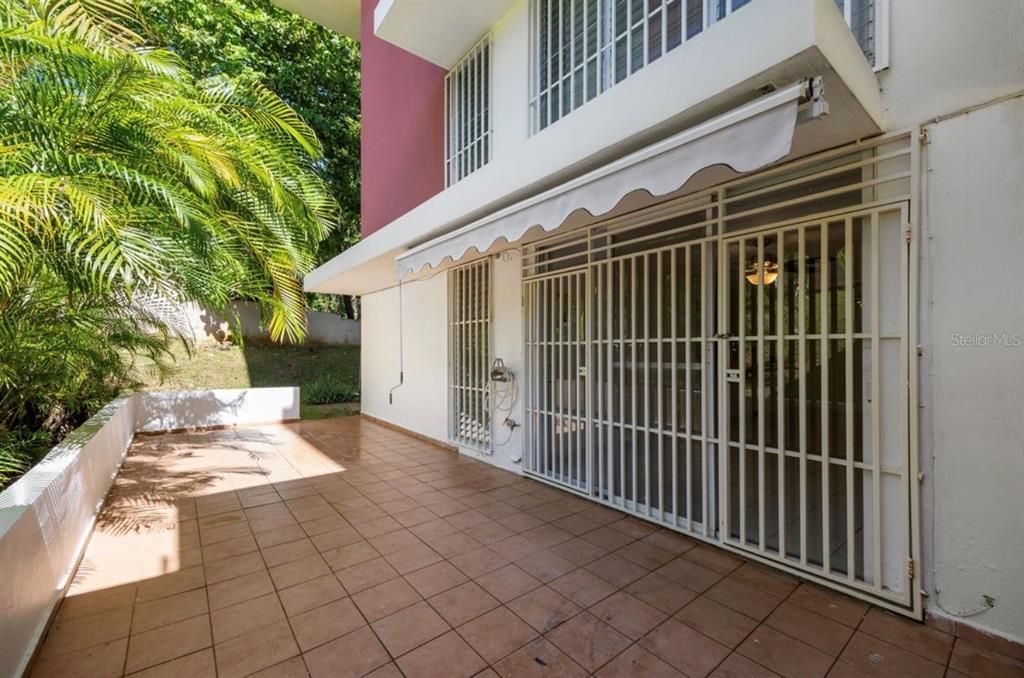 В аренду: $1,350 (3 спален, 1 ванн, 1031 Квадратных фут)