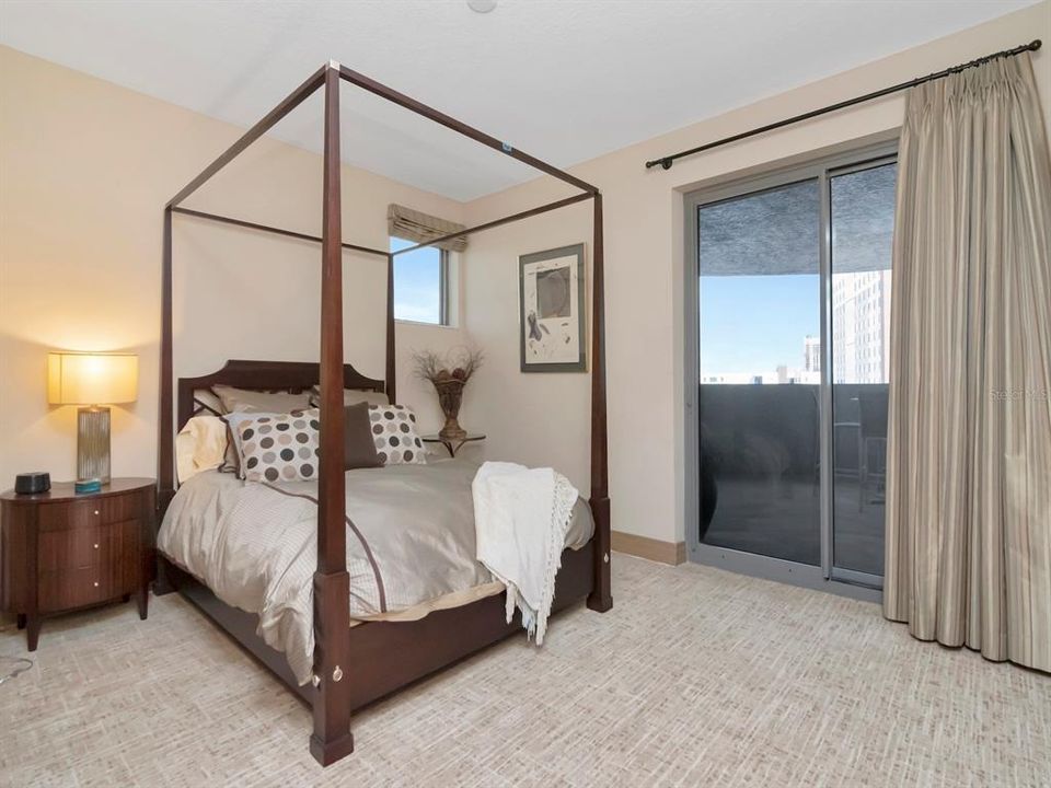 For Sale: $695,000 (2 beds, 2 baths, 1970 Square Feet)