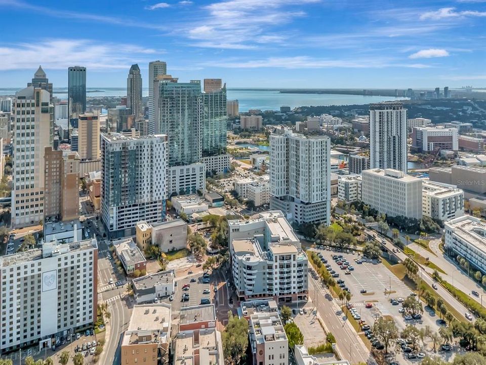 For Sale: $695,000 (2 beds, 2 baths, 1970 Square Feet)