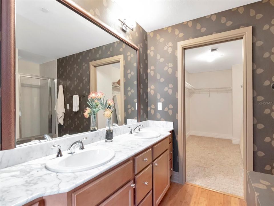 For Sale: $695,000 (2 beds, 2 baths, 1970 Square Feet)