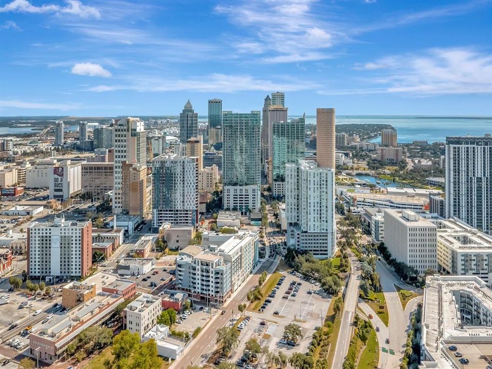 For Sale: $695,000 (2 beds, 2 baths, 1970 Square Feet)