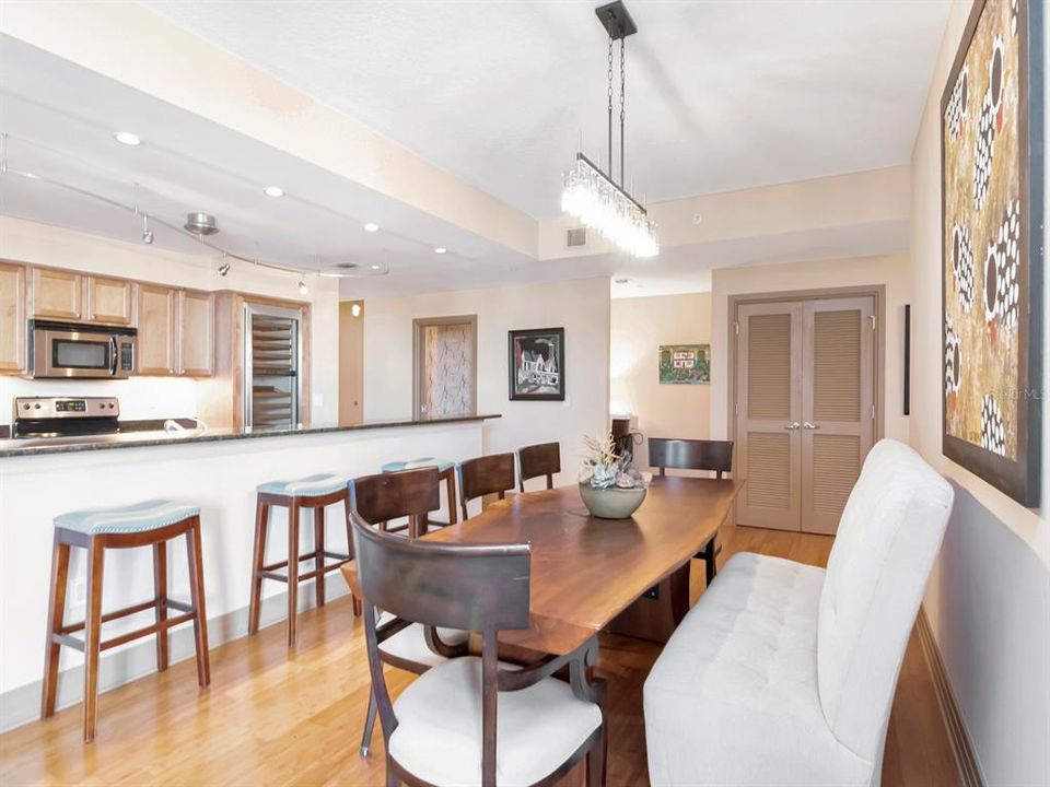 For Sale: $695,000 (2 beds, 2 baths, 1970 Square Feet)