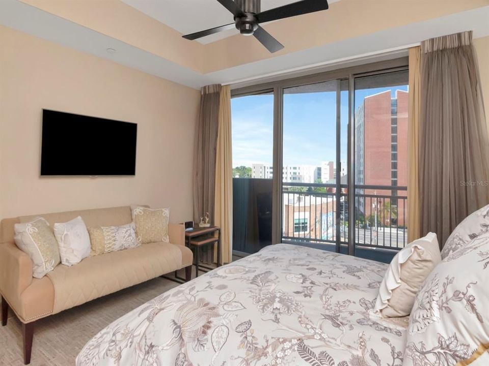 For Sale: $695,000 (2 beds, 2 baths, 1970 Square Feet)